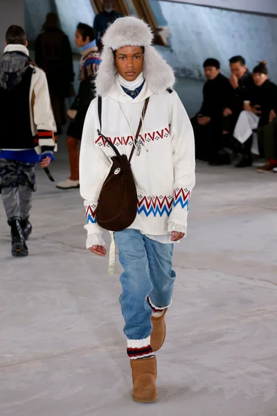 Look 49